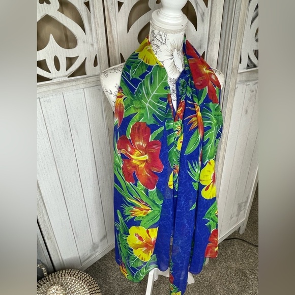 Tropical Floral Scarf Shawl Sheer 42.5in x 70in Hibiscus Bright Colorful - Picture 1 of 3